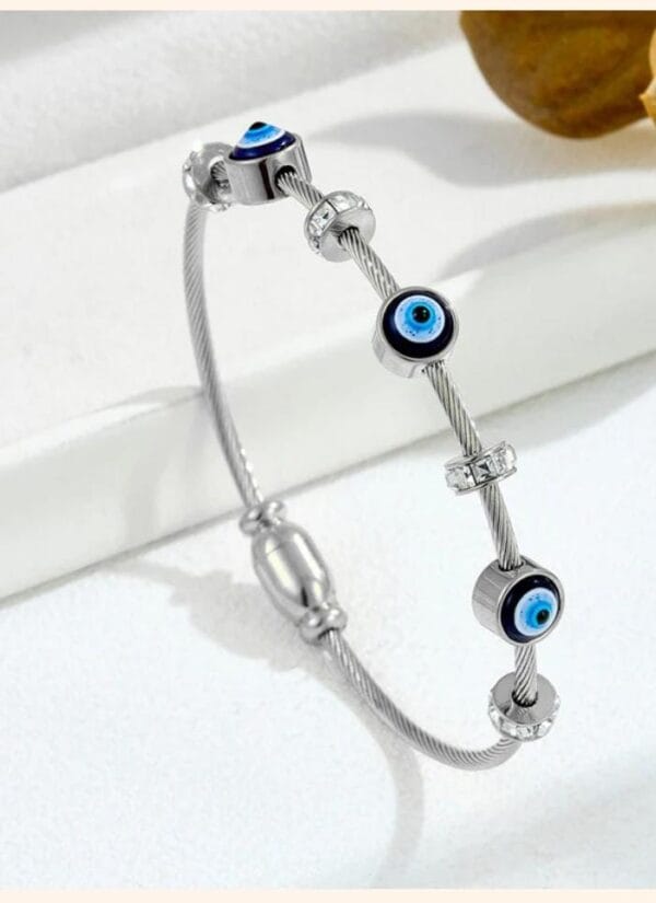 Best Price Deal on Magnet Stainless Steel Bracelet